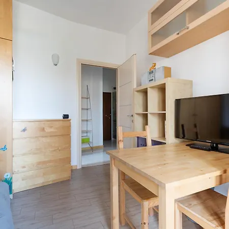 Martesana Cozy Apartment - W/ Balcony Milan Exterior photo