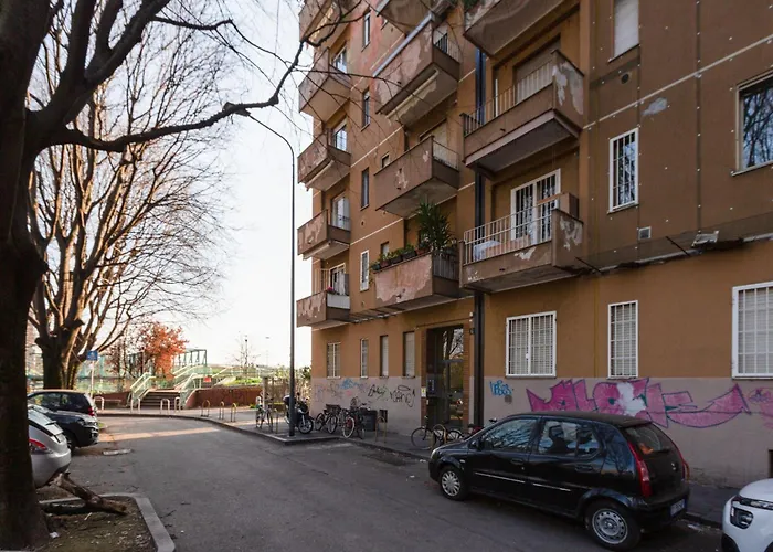 Martesana Cozy Apartment - W/ Balcony